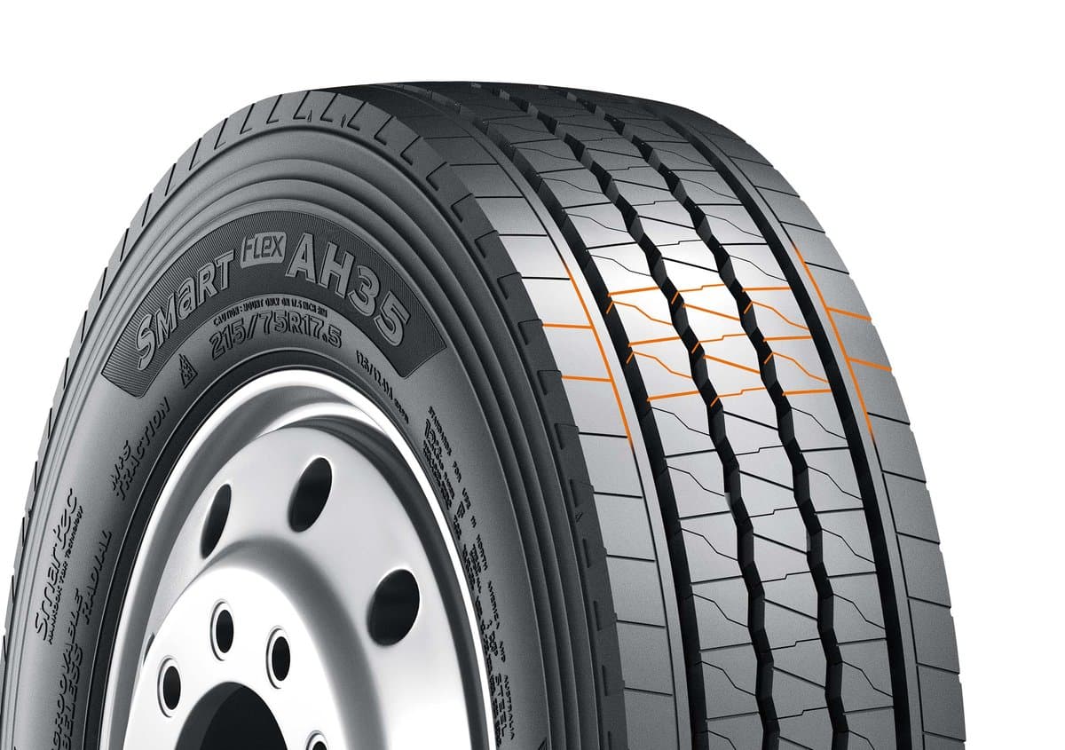 Hankook Smart Flex AH35 265/70R19.5/14