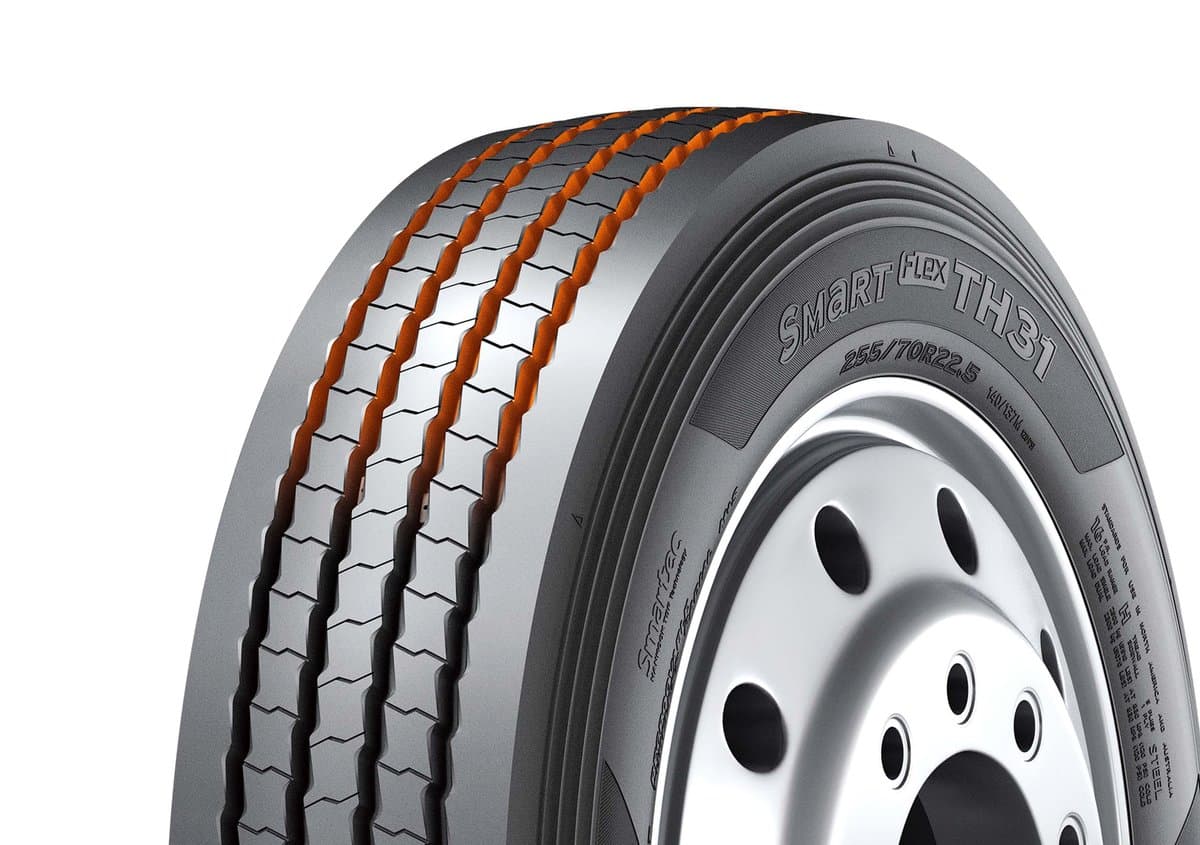 Hankook Smart Flex TH31 235/75R17.5/18