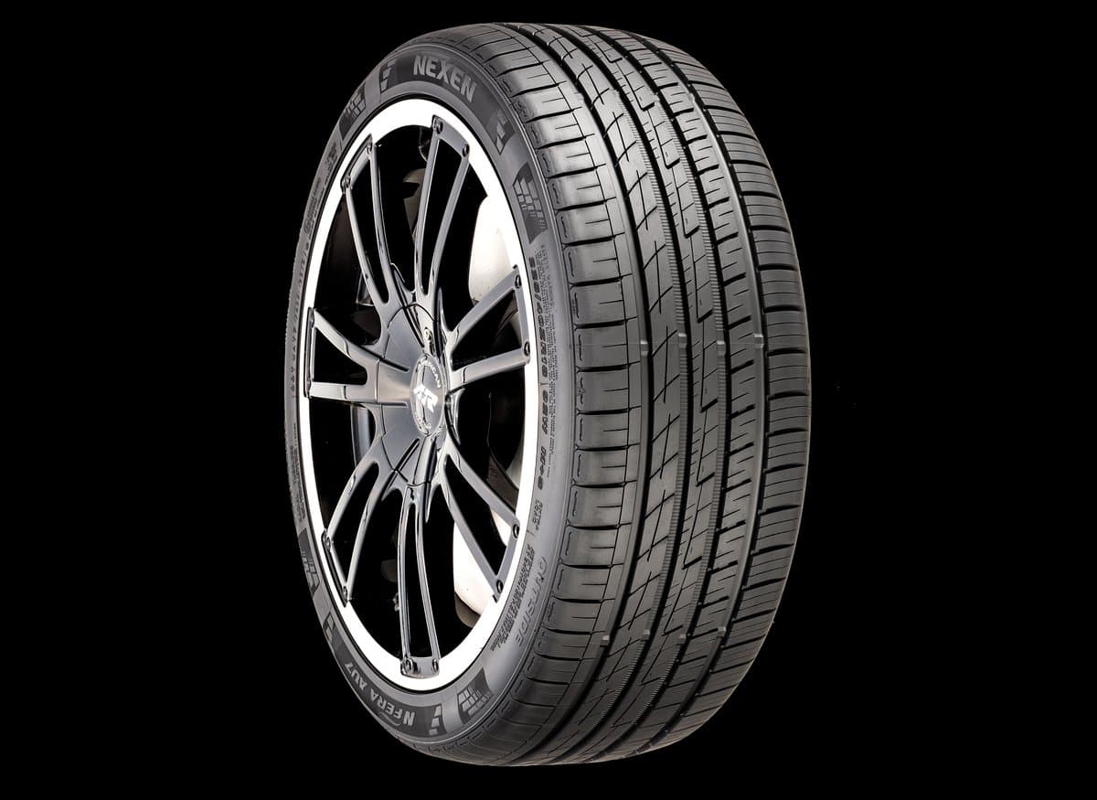 Nexen N'Fera AU7 245/40R17